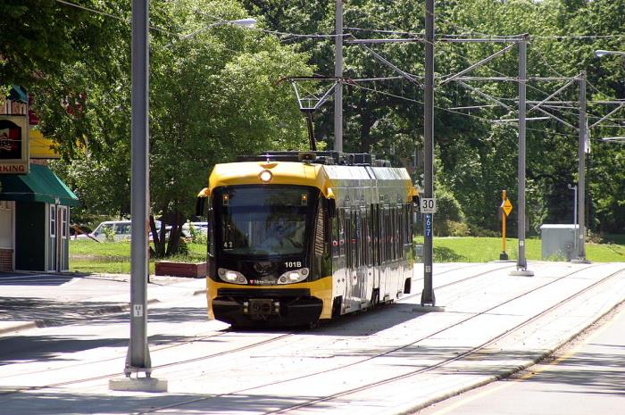 usr_m_msp_m101_minnehaha+54th_20040604_vladked_hlr055.jpg