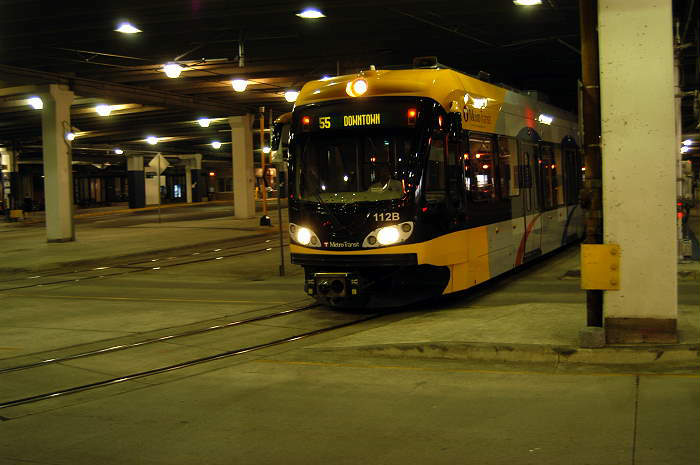 usr_m_msp_m112_mallofamericastation_20050723_dmewh_hlr153.jpg