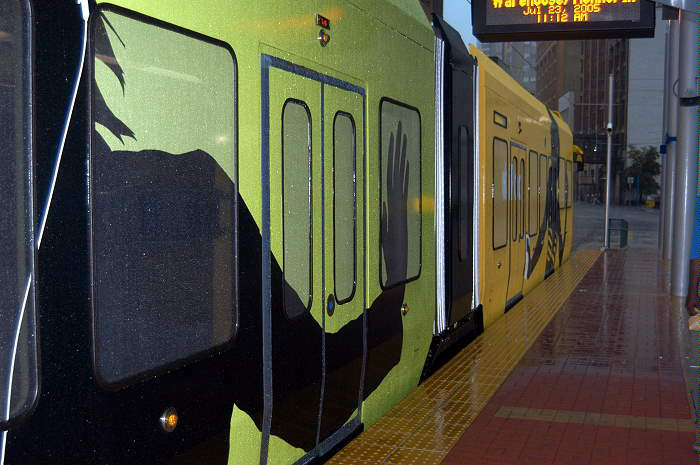 usr_m_msp_m1xx_warehousedistrictstation_20050723_dmewh_hlr156.jpg