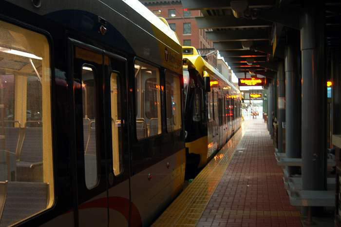 usr_m_msp_m1xx_warehousedistrictstation_20050723_dmewh_hlr157.jpg