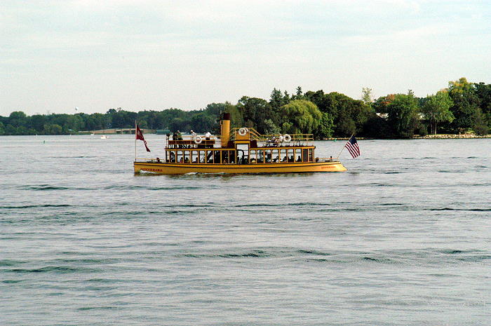 usr_m_museum_lakeminnetonka_boat'minnehaha_20040911_dme_tcrt282.jpg