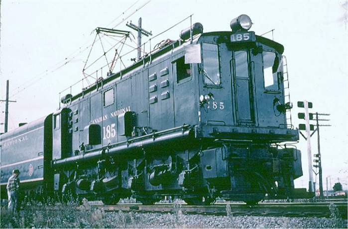 cnr_m_mtl_cn-6721_montreal-eastern+junction_19581005_jt_cn017.jpg