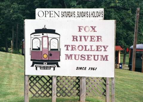 usr_m_museum_fox+river_sign.jpg