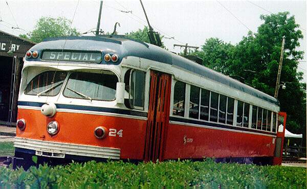 usr_m_museum_pennsylvania+trolley_phl+pst24_ptm006.jpg
