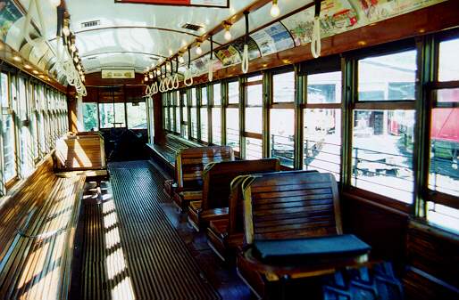 usr_m_museum_pennsylvania+trolley_phl5326_interior_bv_ptm023.jpg