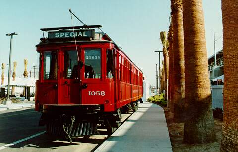 usr_m_museum_southern+california_lax+pe1058_oerm58.jpg