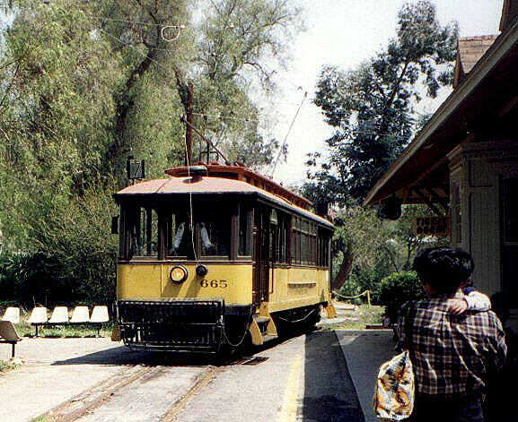 usr_m_museum_southern+california_lax0665_kj_oerm20.jpg