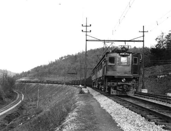 usr_m_nandw_lc2-2512_bluestone_046.jpg