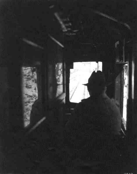 usr_m_nandw_misc_view+out+cab_045.jpg
