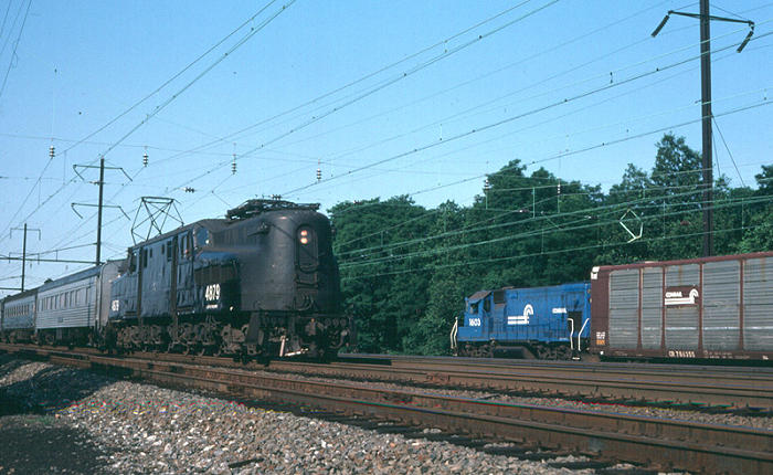 usr_m_njt_gg1'4879_linden+wb_198106_rkotu_njt067.jpg