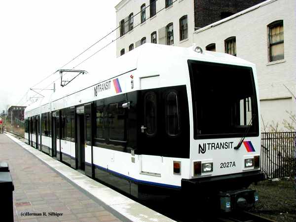 usr_m_njt_lrv'2027_west+side+ave+station_hsilb_njt039.jpg