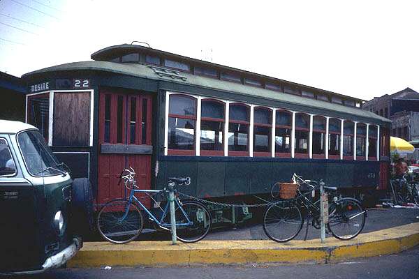 usr_m_nor_0453_frenchmarket_197609_shersmi_no239.jpg