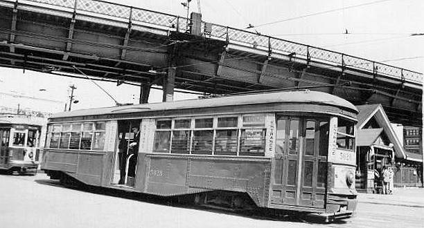 usr_m_nyc+brk+stcr_5028_williamsburg+bridge+plaza_bv_bqt660.jpg