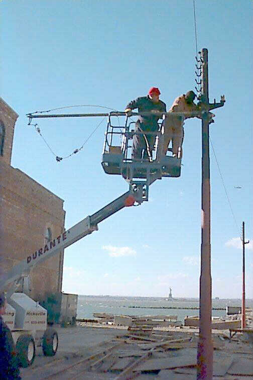 usr_m_nyc+brk+stcr_bhramisc_stringing+wire_bhs10.jpg