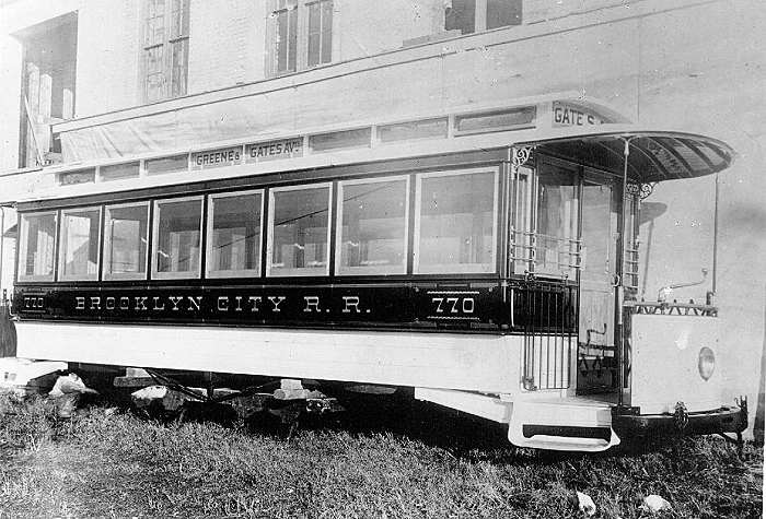 usr_m_nyc+brk+stcr_brkcity770_builderphoto_1897_bv_bcr01.jpg