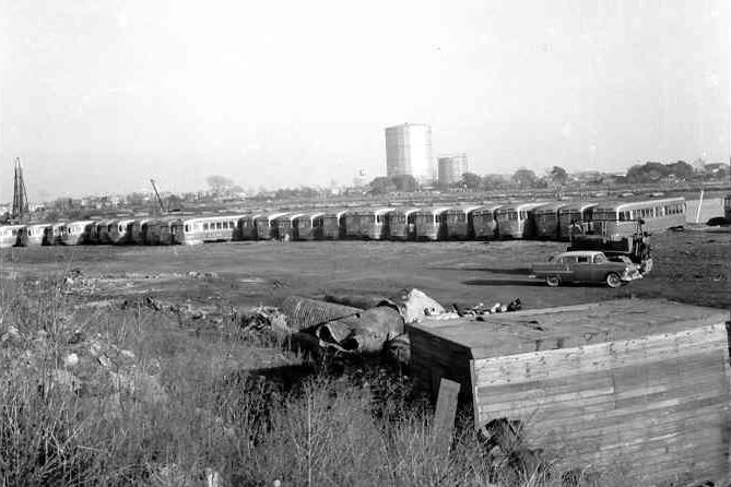 usr_m_nyc+brk+stcr_pcc1010_coney+island+yard-scrapline_rdru,fp_bqt810.jpg