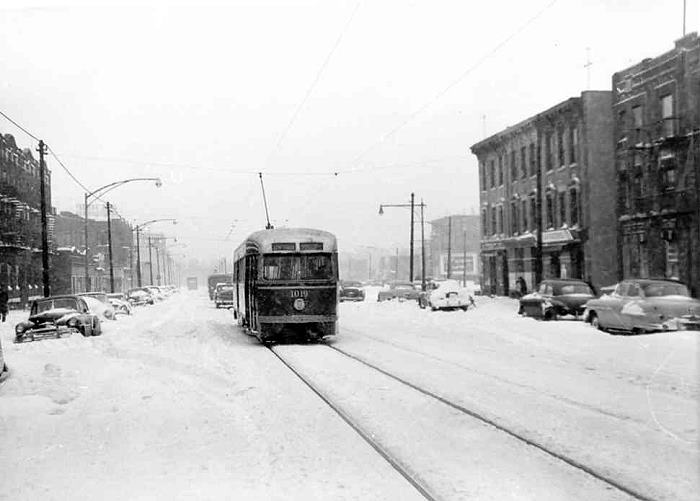 usr_m_nyc+brk+stcr_pcc1019_snow_fp_bqt729.jpg