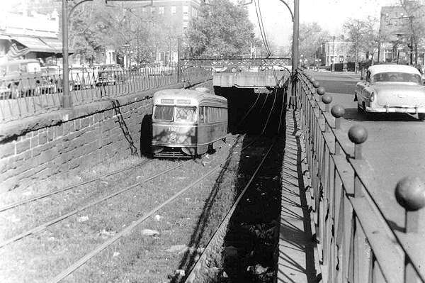 usr_m_nyc+brk+stcr_pcc1021_church+ocean+parkway_dp,jt_bqt423.jpg