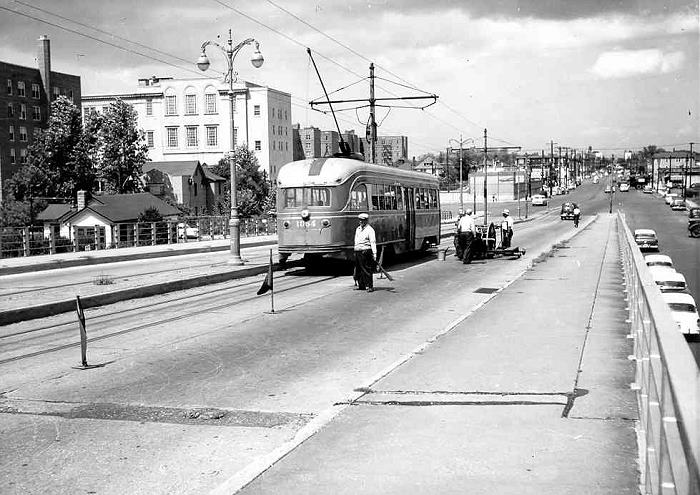 usr_m_nyc+brk+stcr_pcc1064_belt+parkway+overpass_fp_bqt749.jpg