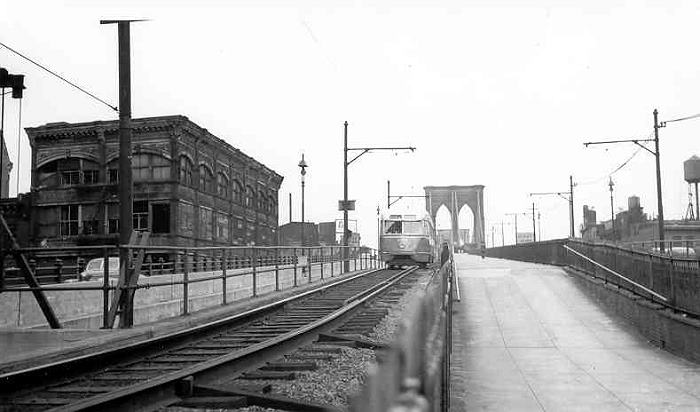 usr_m_nyc+brk+stcr_pcc1xxx_brooklyn+bridge_fp_bqt792.jpg