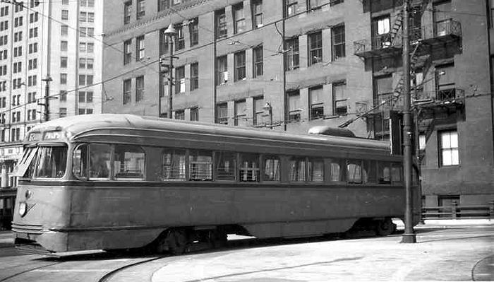 usr_m_nyc+brk+stcr_pcc1xxx_brooklyn+city+hall+loop_fp_bqt795.jpg