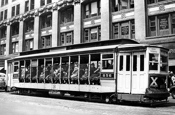 usr_m_nyc-tars_0856_42ndst+sixthave_billarm+bv_tars098.jpg