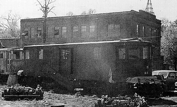 usr_m_nyc-tars_work'plow84_mtvernon-gardenyard_bmolnar+jwthomas_tarst099.jpg