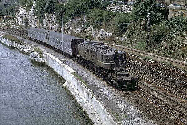 usr_m_nycrr_loco02xx_jt_nyc14.jpg