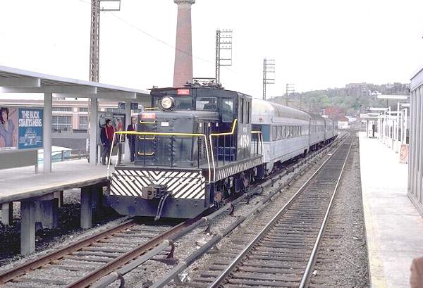 usr_m_nycrr_locoxxxx_harmon+station_paulsamuels_nyc40.jpg