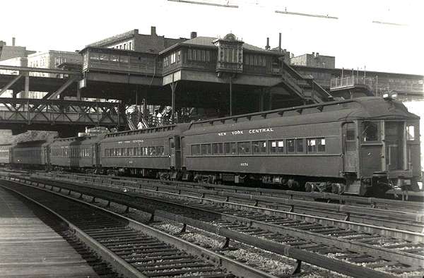 usr_m_nycrr_mu4074_marble+hill+station_jt_nyc49.jpg