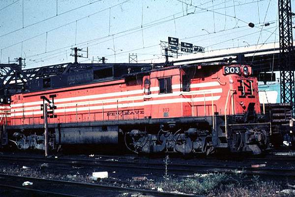 usr_m_nynhh_0303_jt_nh029.jpg