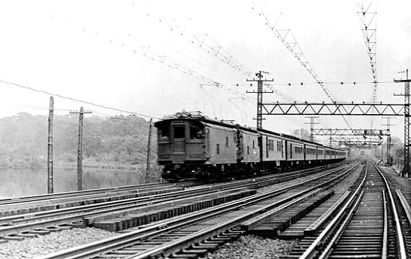 usr_m_nynhh_ep1_bv_nh045.jpg