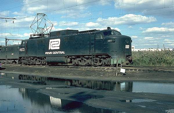 usr_m_nynhh_pc4973_jt_nh037.jpg