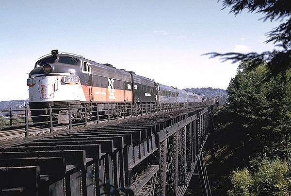 usr_m_nynhh_pc5040_jt_nh041.jpg