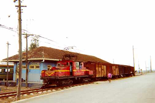 cocu_m_cuba_hershey_frtxxxxx_hershey+station_20010200_bv_hersh28a.jpg