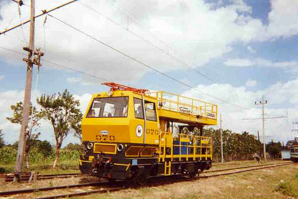 cocu_m_cuba_hershey_linecar070_20010200_bv_hersh23.jpg