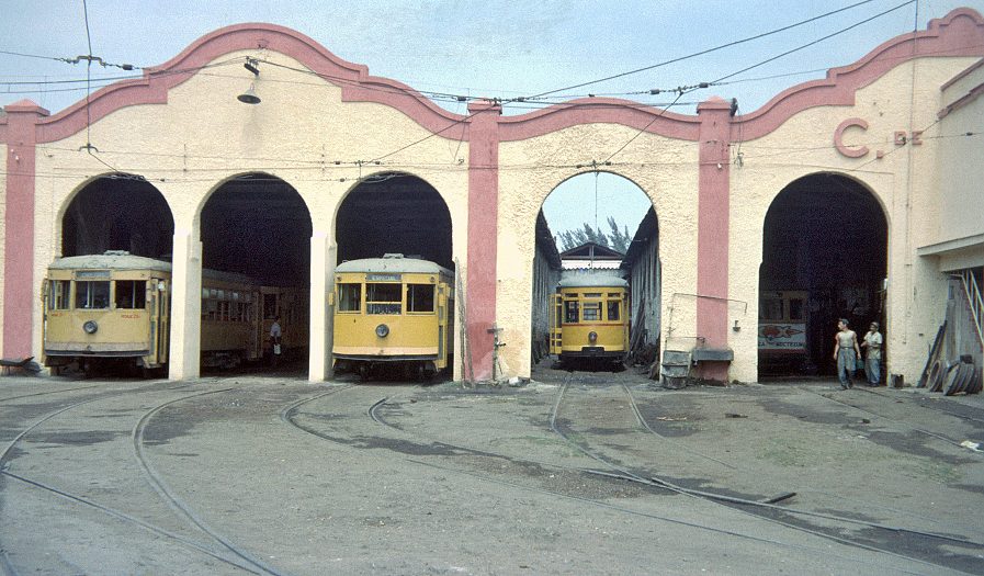 usr_m_comx_vcz_stcr_xxx_carhouse_19610224_bv_vcz66.jpg