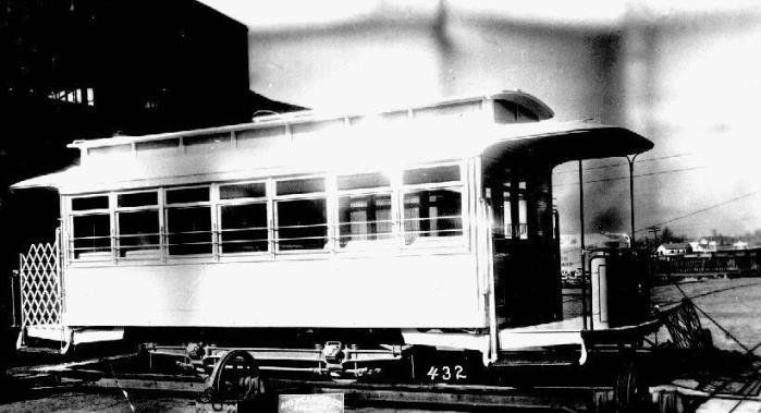 usr_m_stal_montgomery_11_builderphoto_19691015_bv_apcm02.jpg