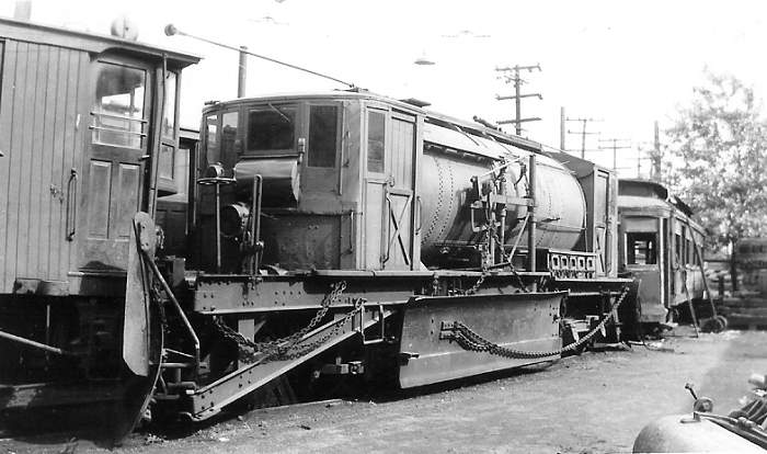 usr_m_stin_gh_hammond_sprinkler_hammond_19400623_ss_ccdt08.jpg