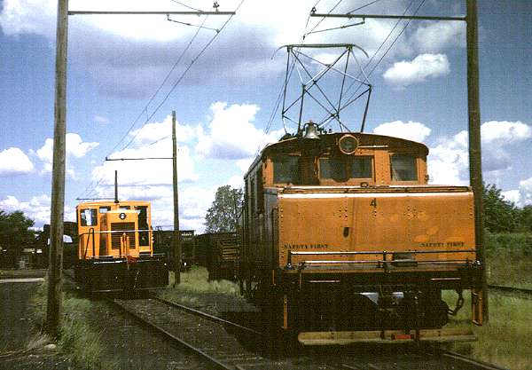 usr_m_stin_ind_mtbr_04_196708_kh_mtbr03.jpg