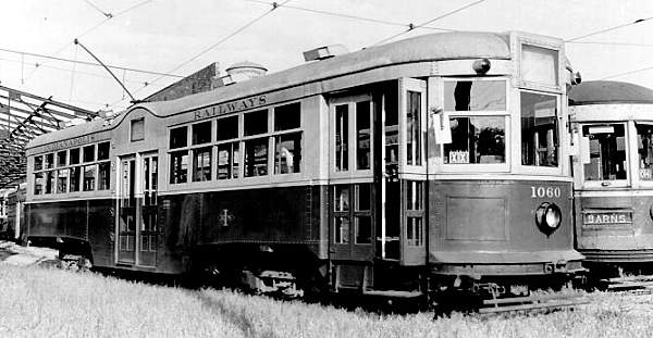 usr_m_stin_indianapolis_indrwys_usedl_1060_bv_indy15.jpg