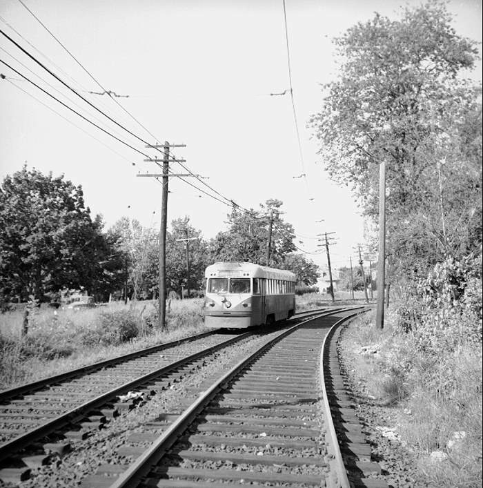 usr_m_phl+pst_02_turner+garrett+between_jb+ehav_ehps376.jpg