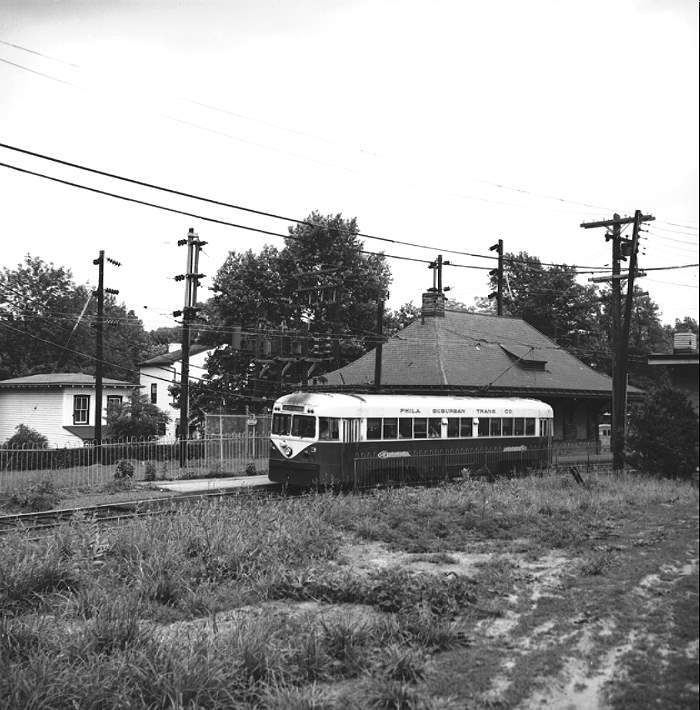 usr_m_phl+pst_03_cliftonheightsstation_jb+gp+ehav_ehps383.jpg