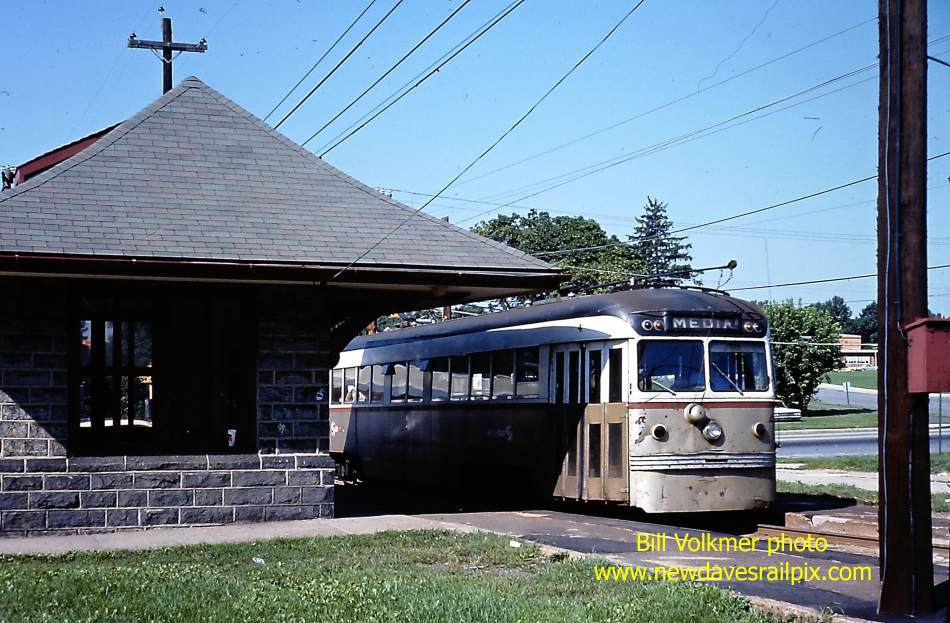 usr_m_phl+pst_04_woodlandstation+ib_19750820_bv_pw375.jpg