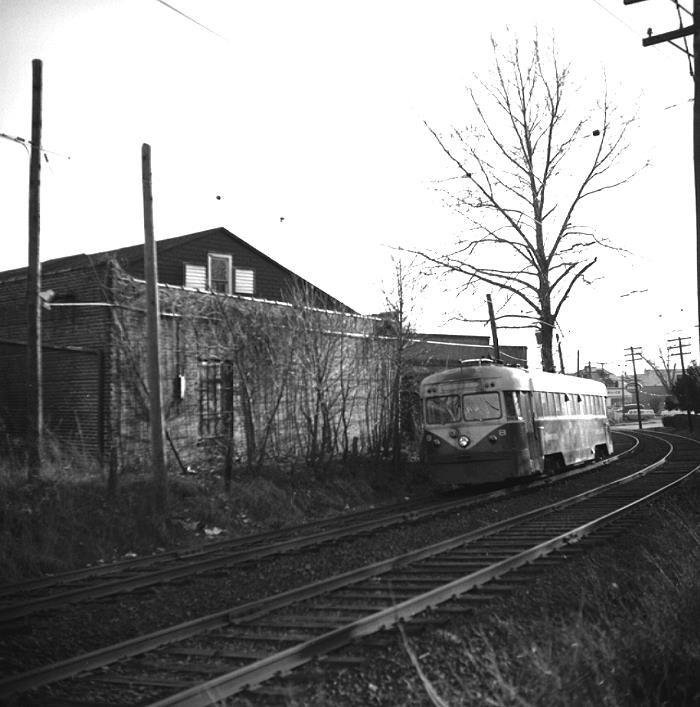 usr_m_phl+pst_08_garrett+turner+between_aa+ehav_ehps237.jpg