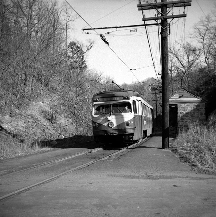 usr_m_phl+pst_12_papermillrdstation_19590207_ehav_ehps191.jpg