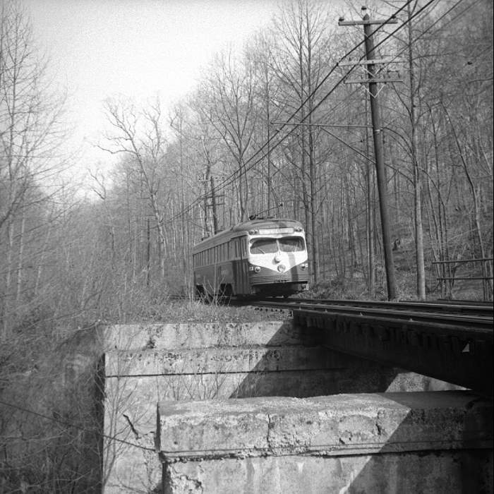 usr_m_phl+pst_21_smedleyparktrestle_jl+ehav_ehps336.jpg
