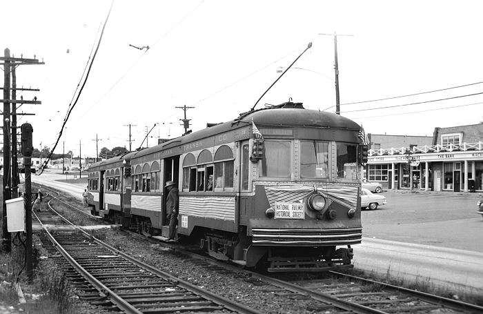 usr_m_phl+pst_66,76_newtownsquare_19540606_ehav_ehps028.jpg