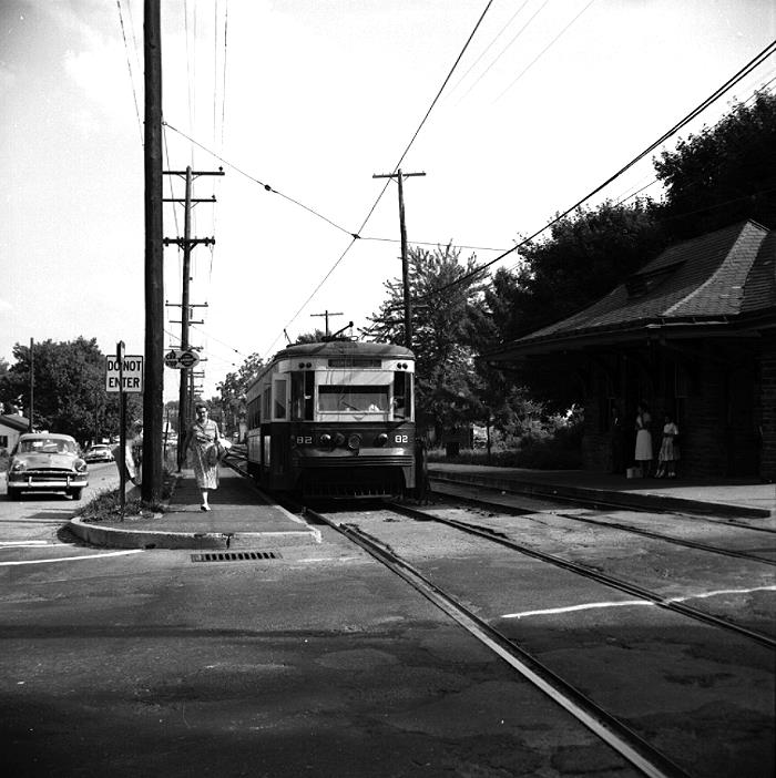 usr_m_phl+pst_82_oakmontstation_rs+ehav_ehps105.jpg