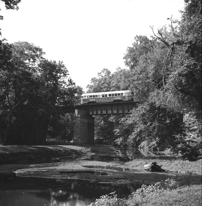 usr_m_phl+pst_xb_smedleypark_aa+ehav_ehps390.jpg